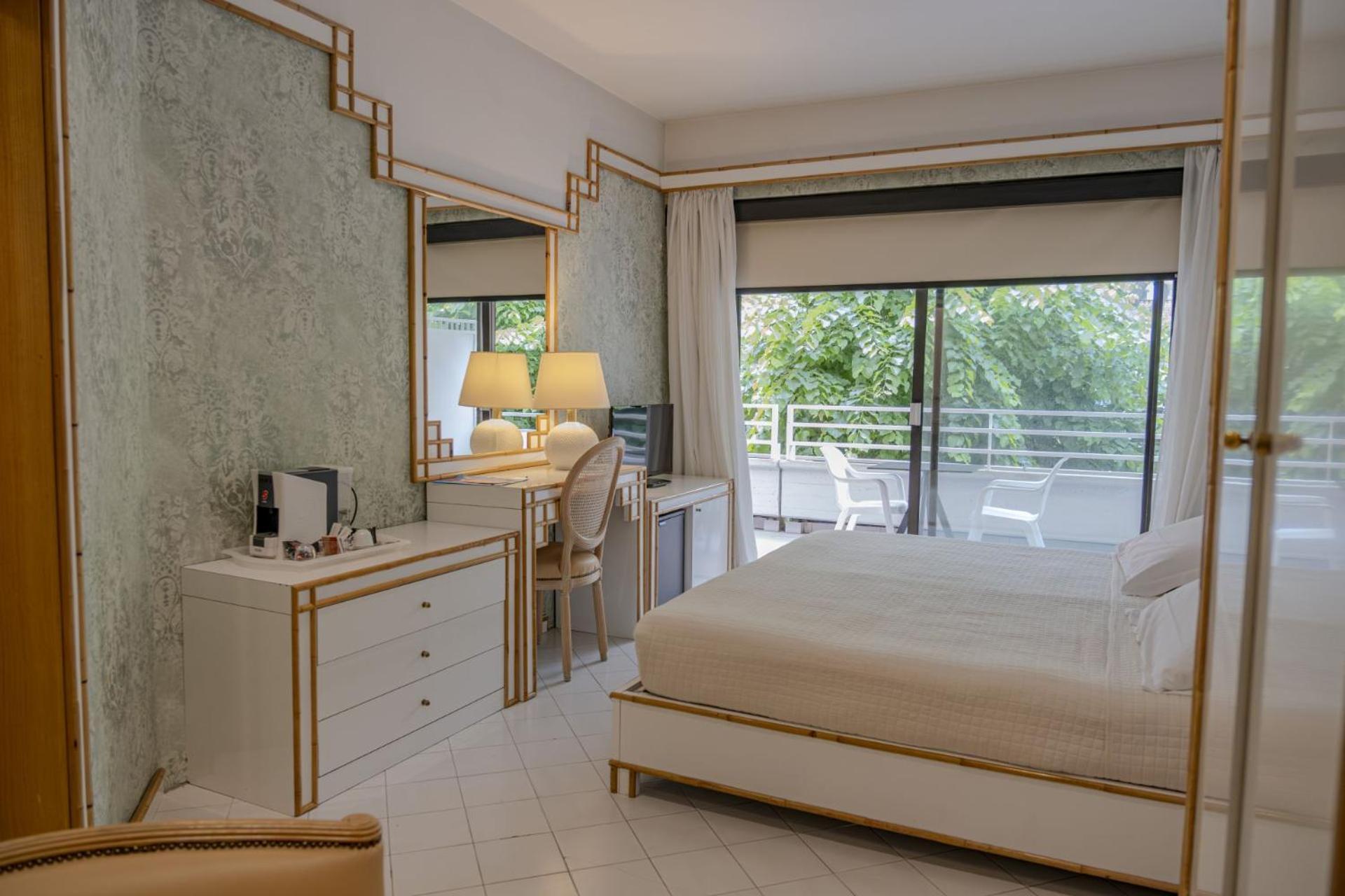 Hotel President - Vintage Hotel In Centro Riccione Zewnętrze zdjęcie
