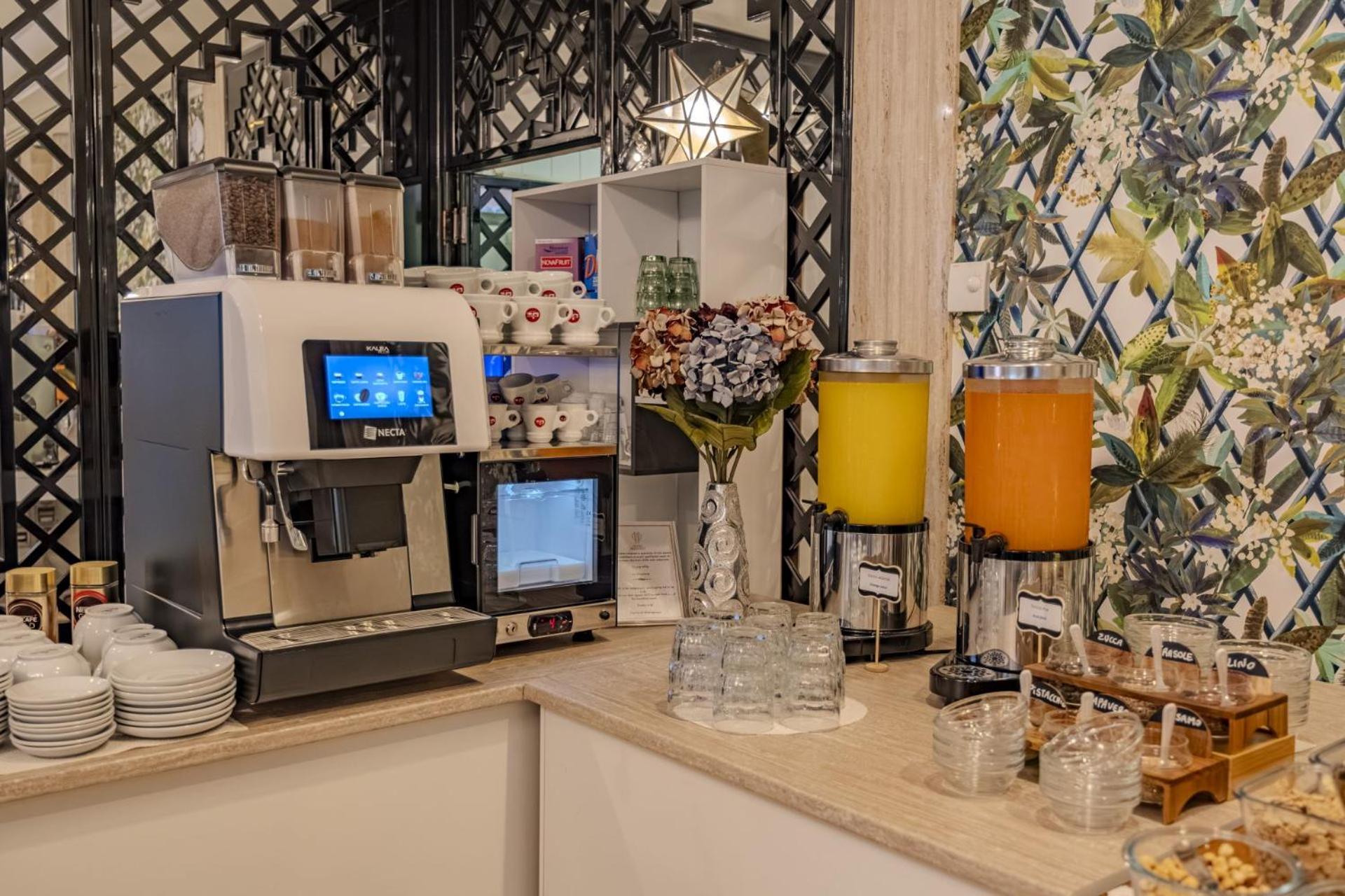 Hotel President - Vintage Hotel In Centro Riccione Zewnętrze zdjęcie