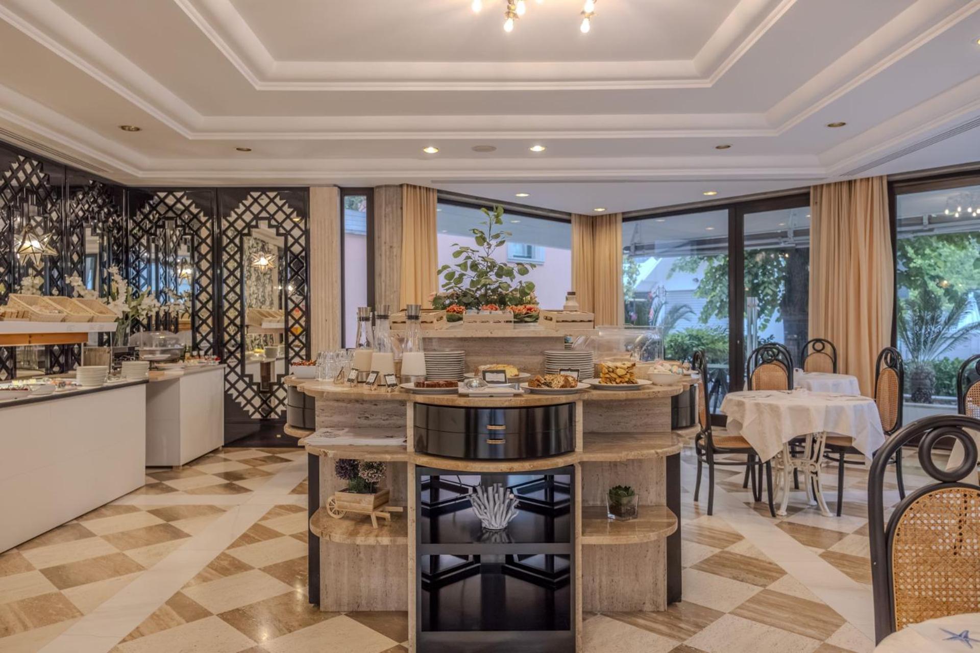 Hotel President - Vintage Hotel In Centro Riccione Zewnętrze zdjęcie