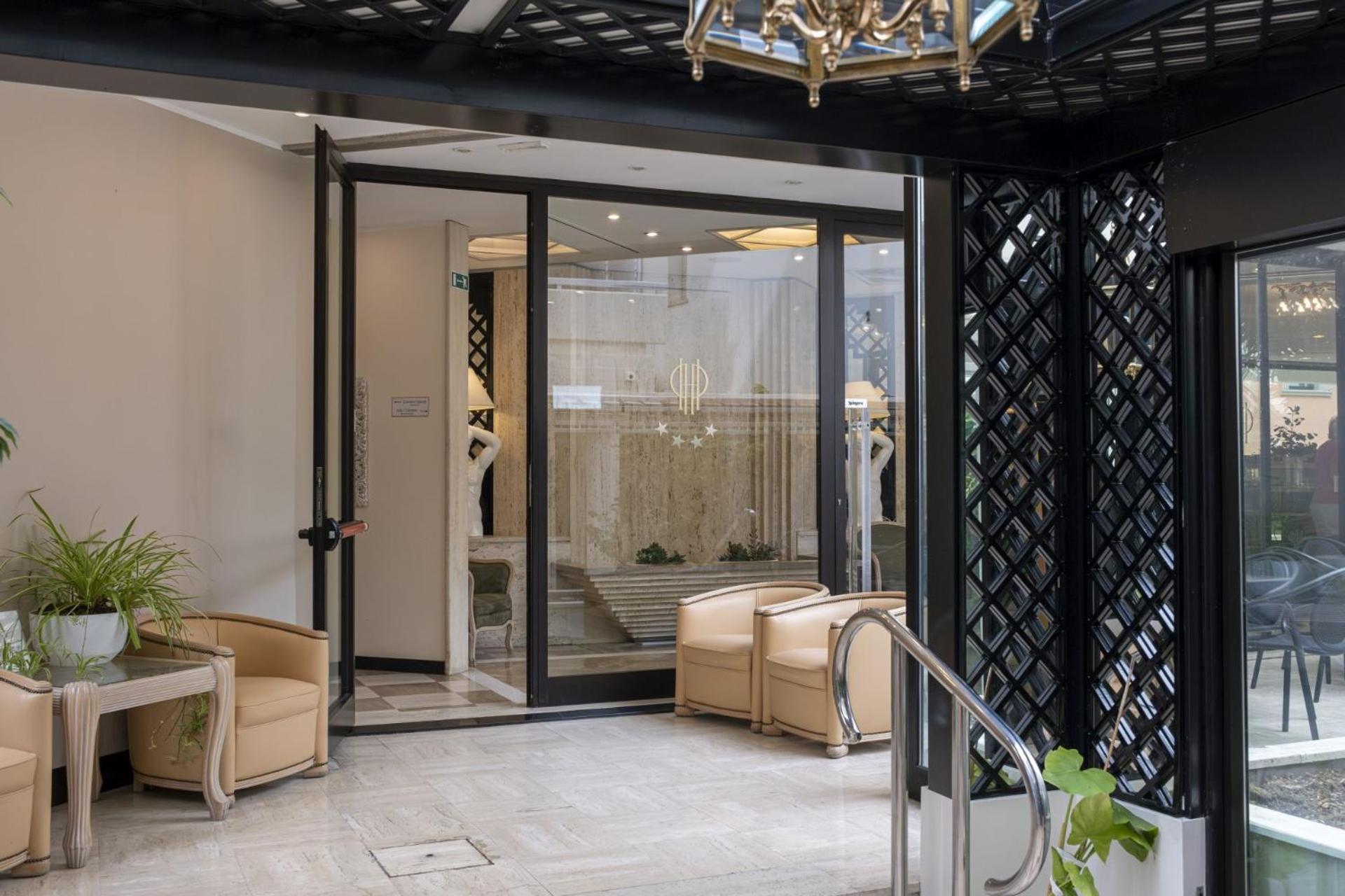 Hotel President - Vintage Hotel In Centro Riccione Zewnętrze zdjęcie