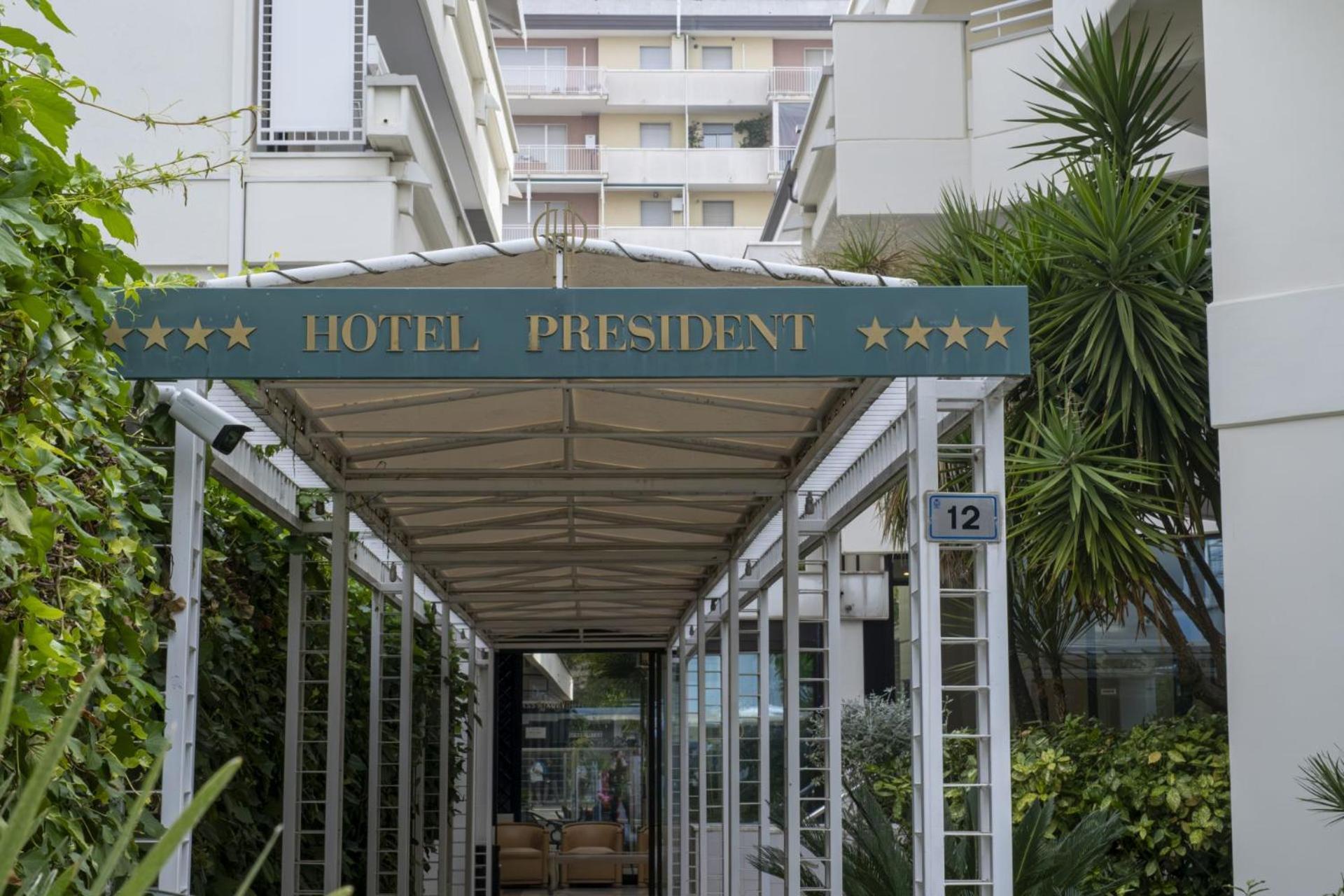 Hotel President - Vintage Hotel In Centro Riccione Zewnętrze zdjęcie