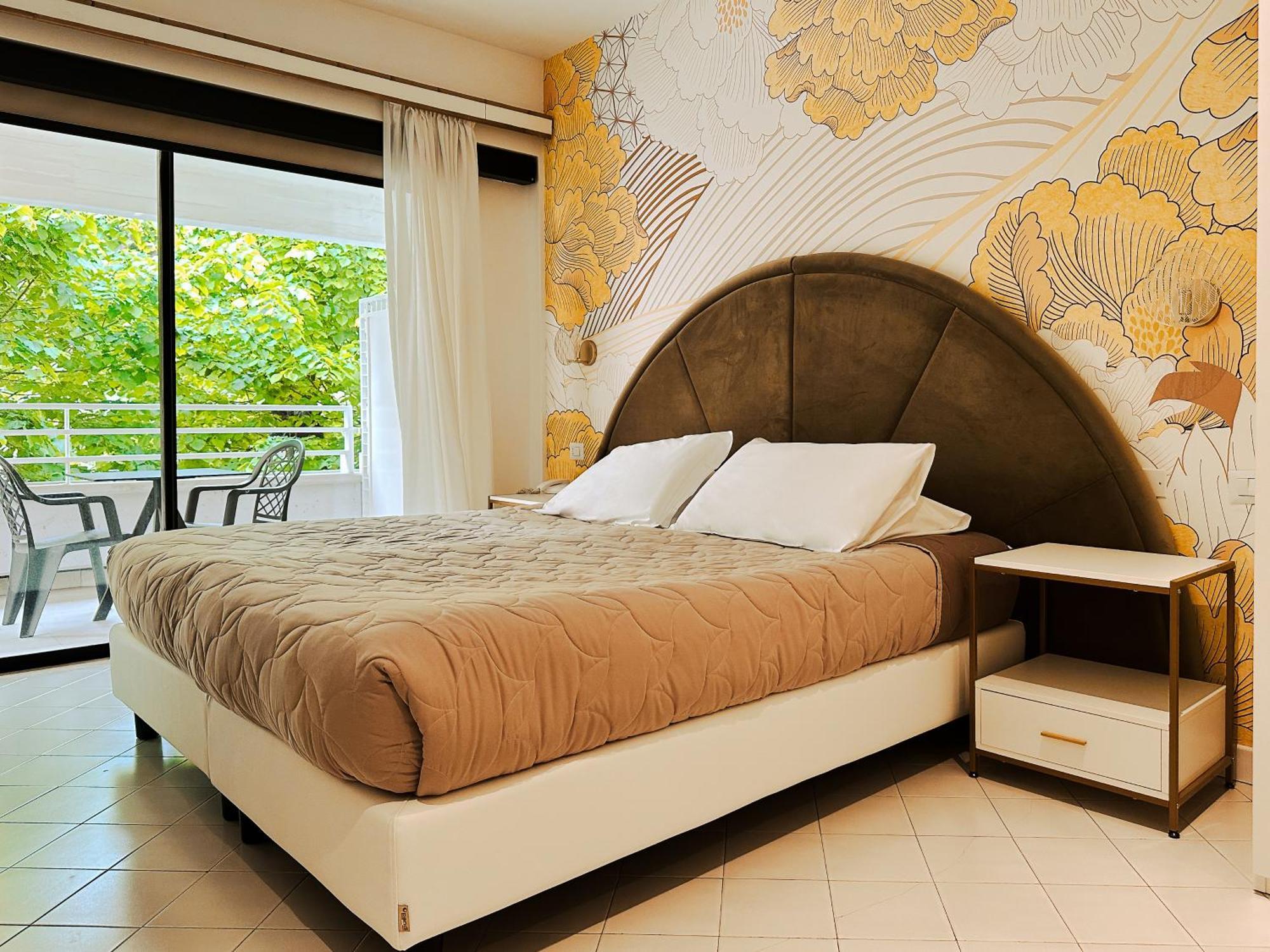 Hotel President - Vintage Hotel In Centro Riccione Zewnętrze zdjęcie